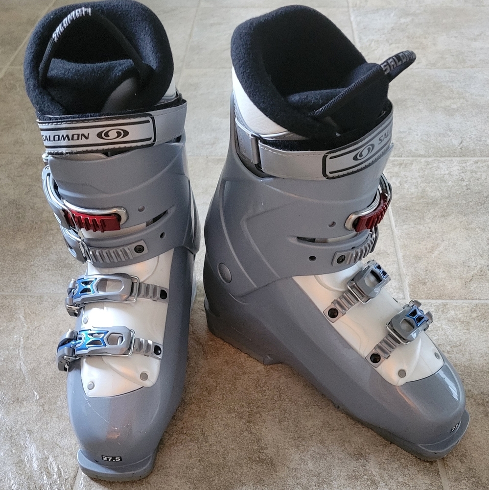 Salomon Ski Boots Size 319mm, 27/27.5